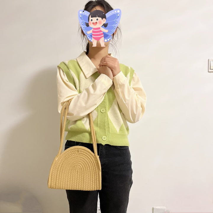 Women's fashionable shoulder bag with ribbed design Bowlift