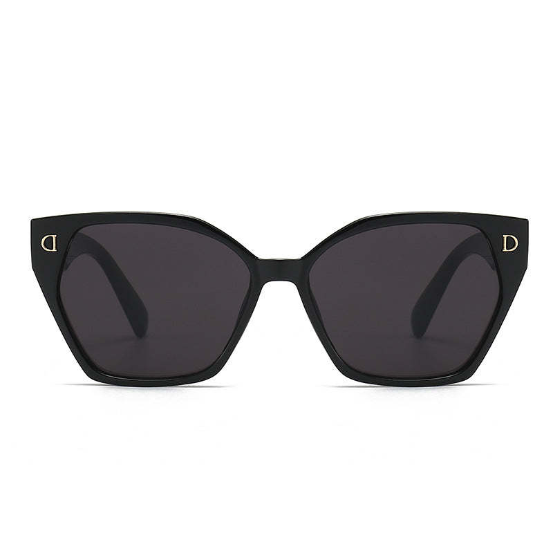 Women Designer Sunglasses in stylish Cat-Eye design with luxurious frame Bowlift