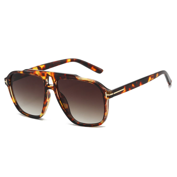 Fashionable Statement Sunglasses Bowlift