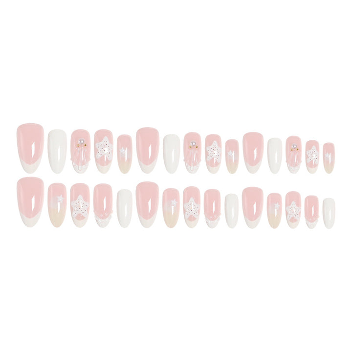 Artful Nail Tips in Maritime Design Bowlift