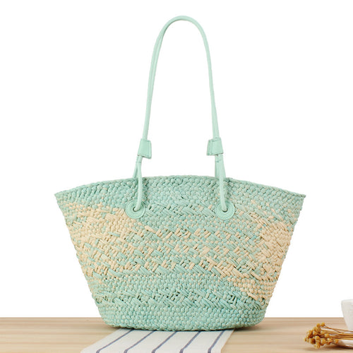 Beach bag with colorful woven design Bowlift