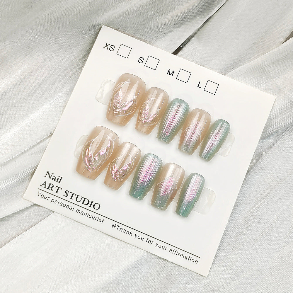 Artificial nail tips with shimmering design Bowlift