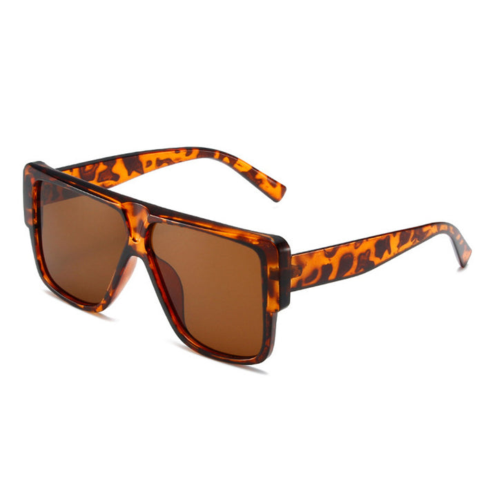 Ladies square sunglasses with distinctive frame Bowlift
