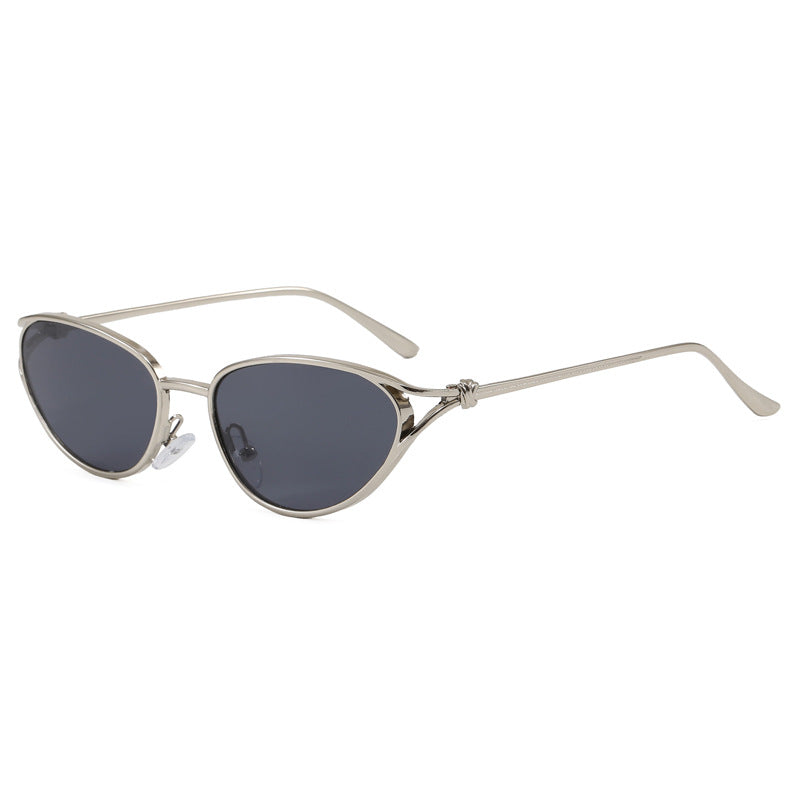 Trendy Cat-Eye Sunglasses with Metallic Frame Bowlift
