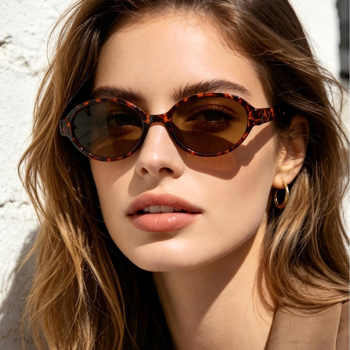 Women's fashionable oval sunglasses with animal pattern Bowlift
