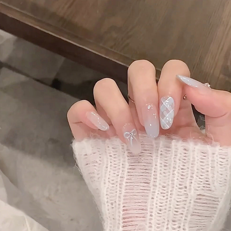 Glamorous Press-On Nail Set with Decorative Gemstone Accents Bowlift