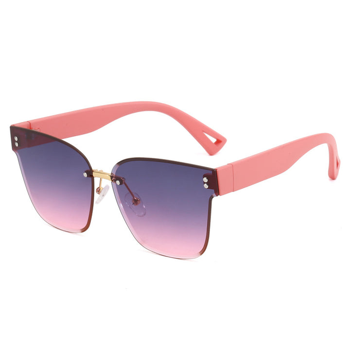 Ladies stylish sunglasses with elegant shield design Bowlift