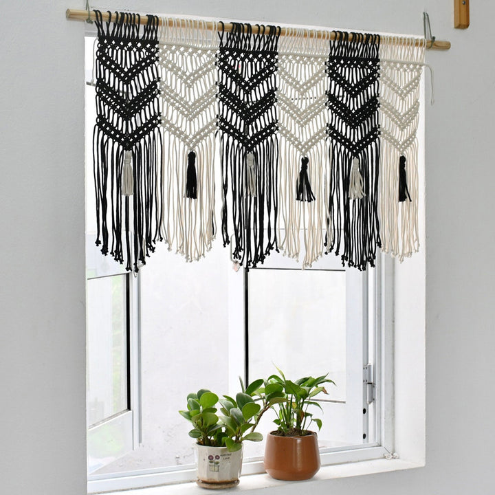 Macrame Wall Tapestry with Decorative Tassels Bowlift