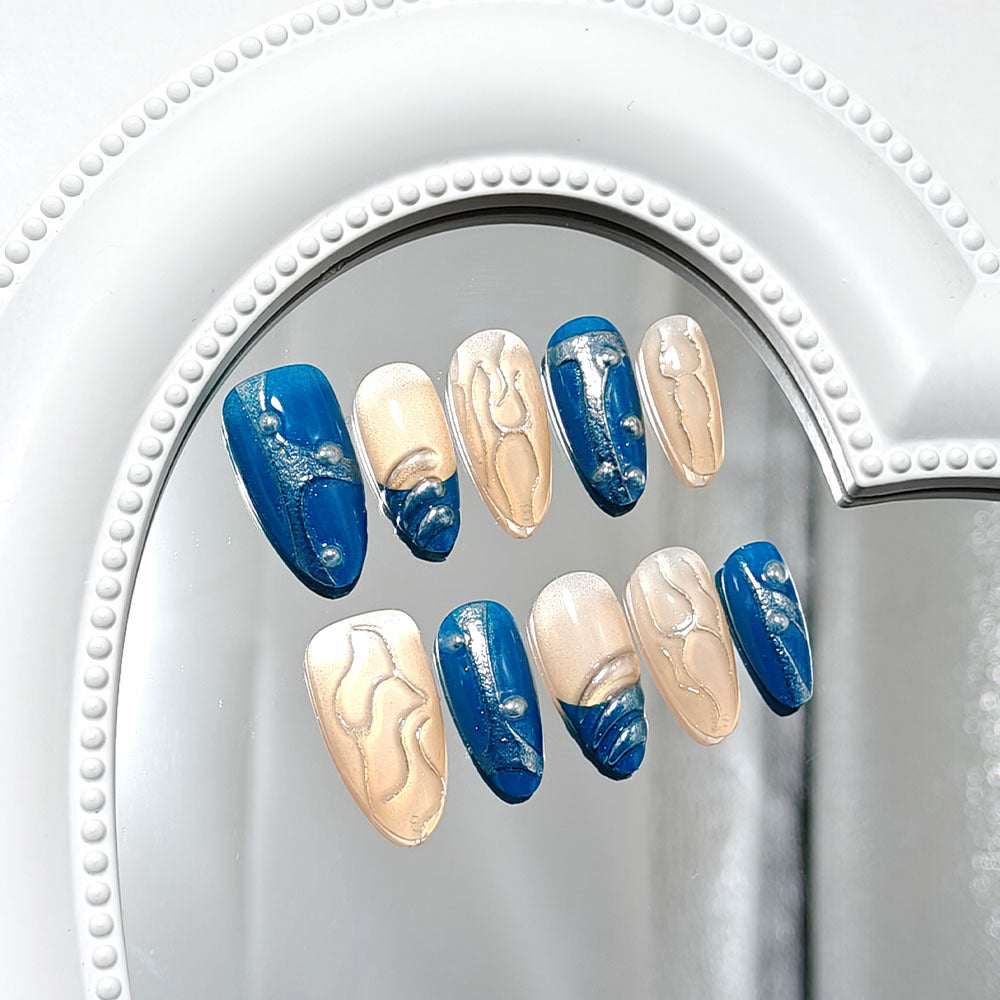 Artificial nails with luxurious wave design Bowlift