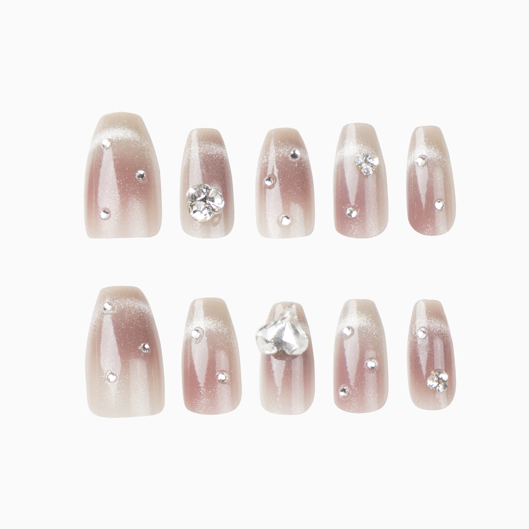 Glittering Nail Art Bowlift