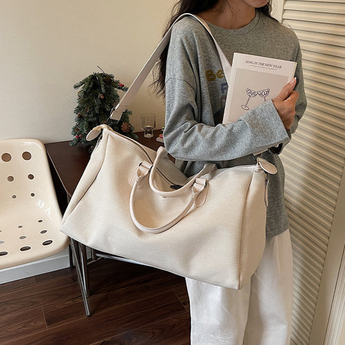 Travel bag with multifunctional compartments and elegant design Bowlift