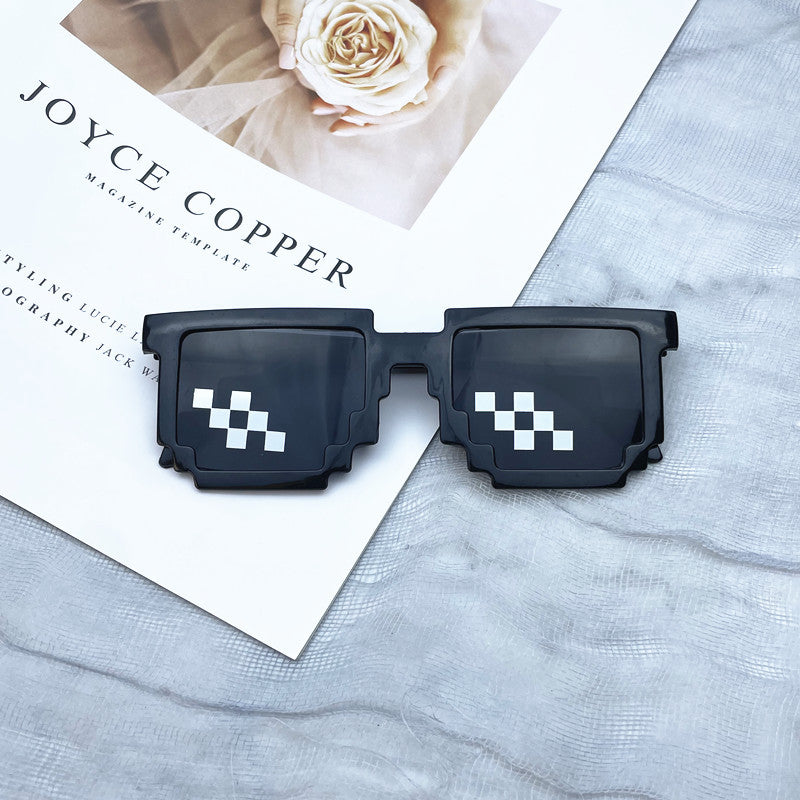 Geometric Pixelated Frame Sunglasses Bowlift