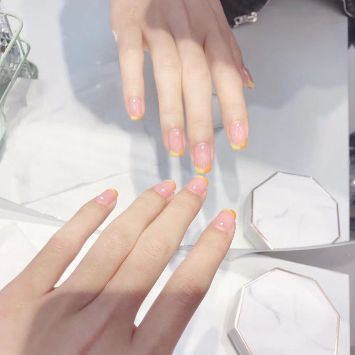 Creative nail design with elegant gradient Bowlift