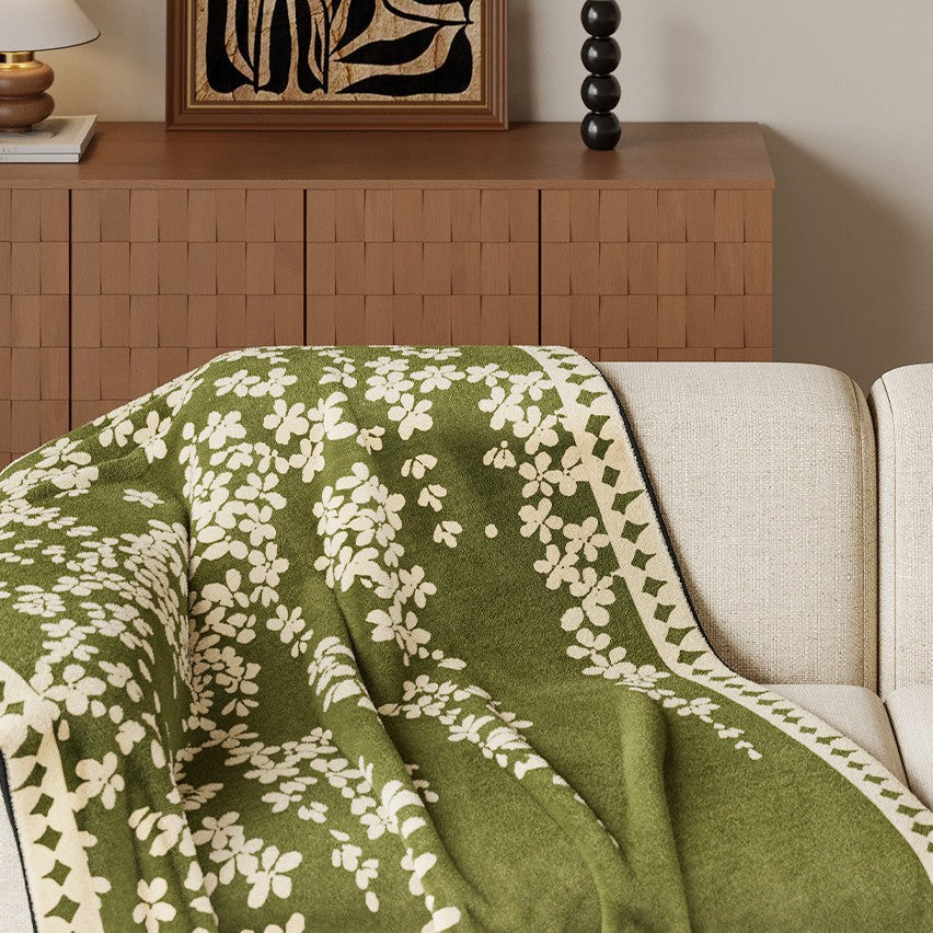 Cozy Decorative Throw Blanket