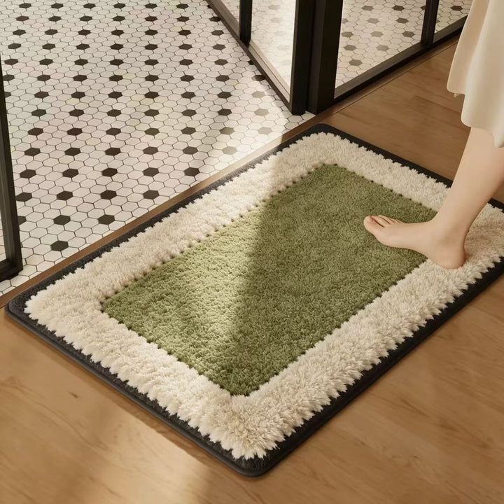 Luxurious Plush Bath Mat Bowlift