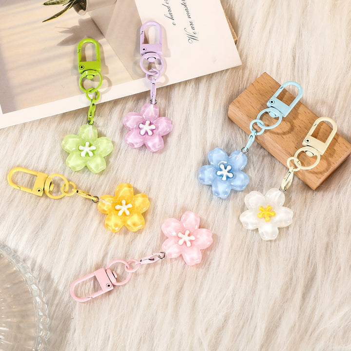 Keychain with Floral Details Bowlift