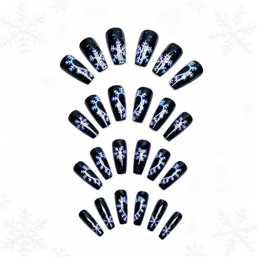 Artistic Snowflake-Pattern Nail Art Bowlift