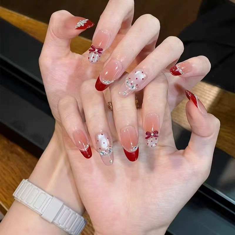 Elegant Festive Press-On Nail Set Bowlift