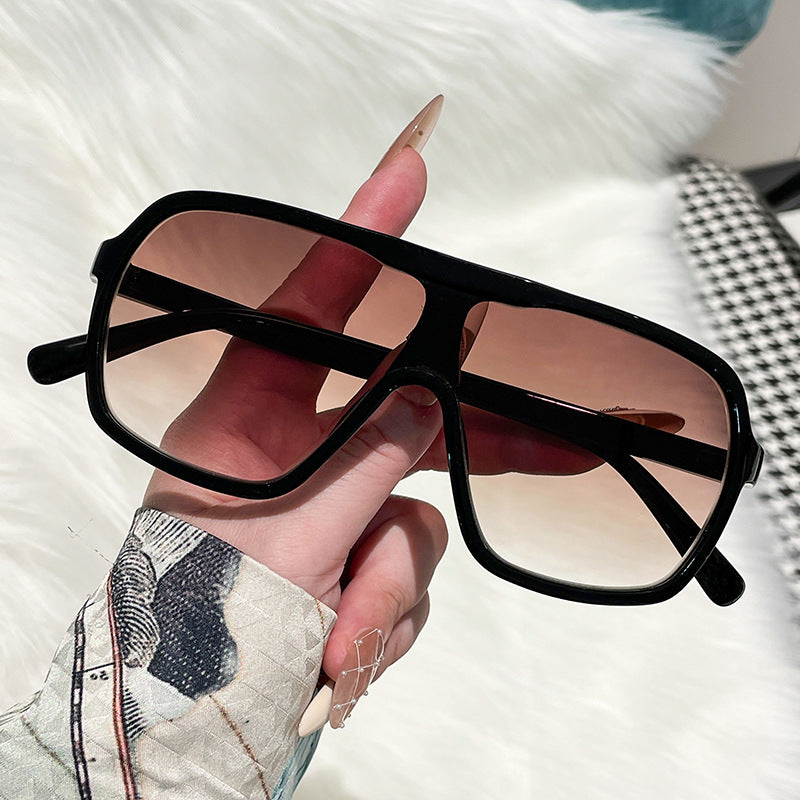 Women's fashionable sunglasses Bowlift