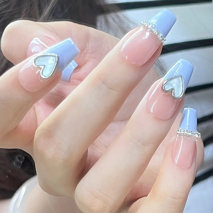 Artificial nails with romantic heart and glitter decorations Bowlift