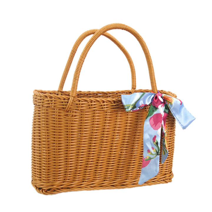 Handcrafted Willow Basket Bowlift