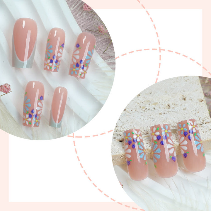 Creative nail art set with floral and shiny accents Bowlift