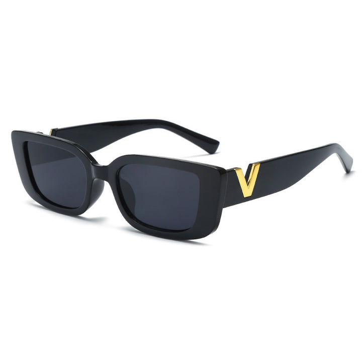 Women’s fashionable sunglasses in trendy leopard print Bowlift