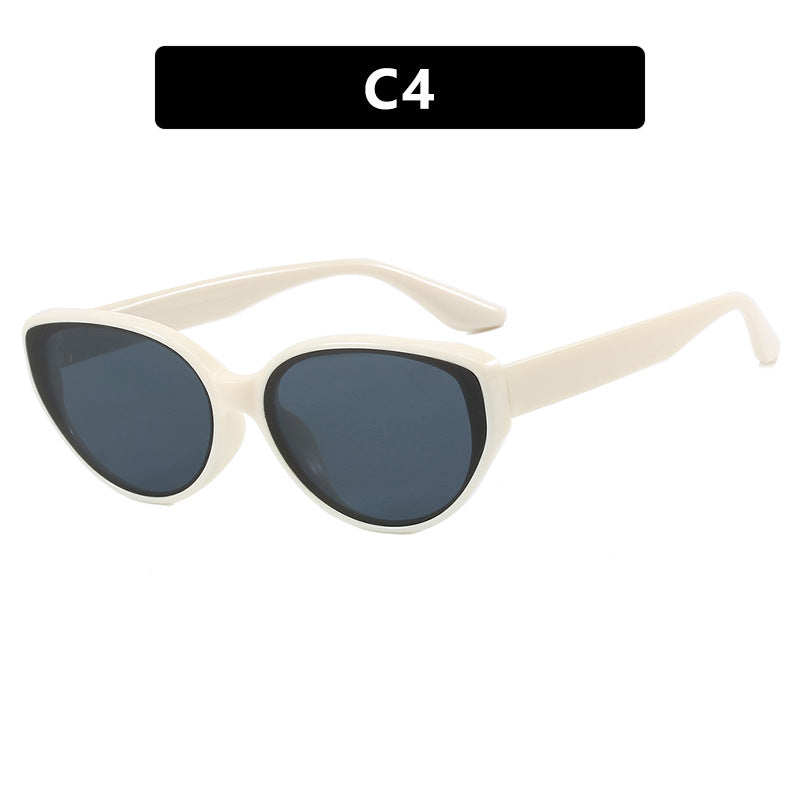 Ladies fashionable sunglasses with unique cat-eye shape Bowlift
