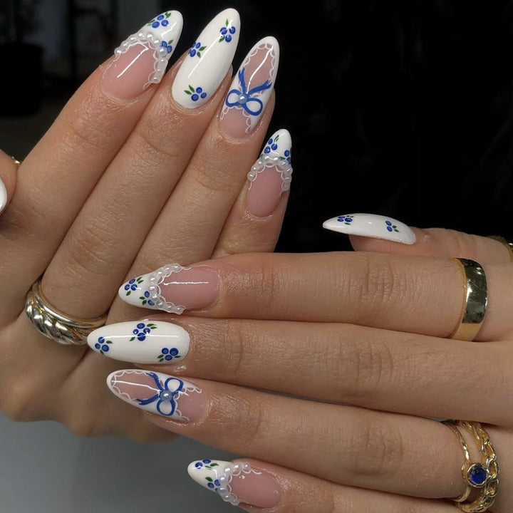 Elegant Floral Lace Tip Nail Art Extensions Bowlift