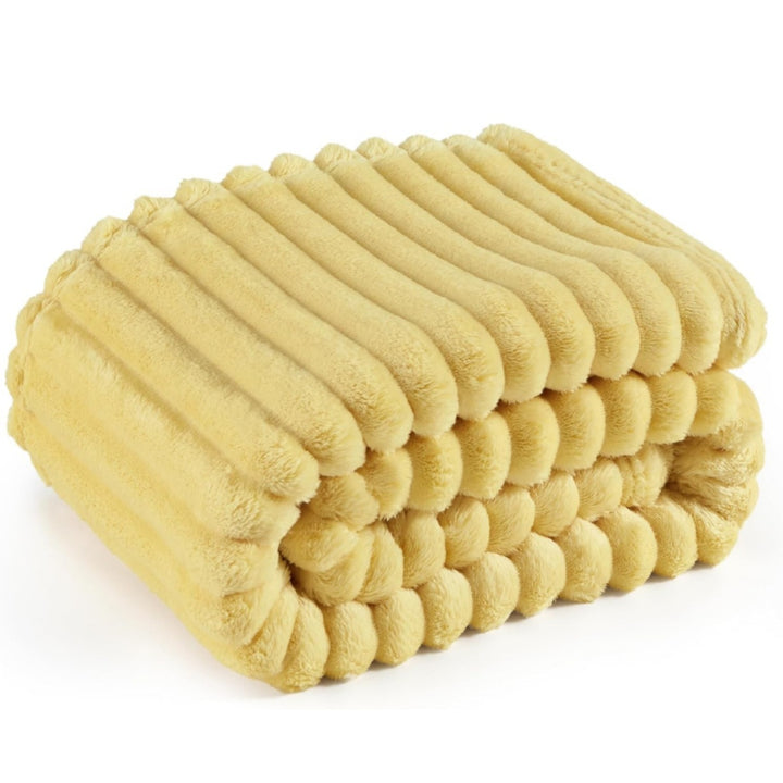 Cozy Plush Throw Blanket Bowlift