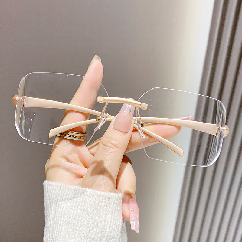 Women's fashion square sunglasses with embellished metal frame Bowlift