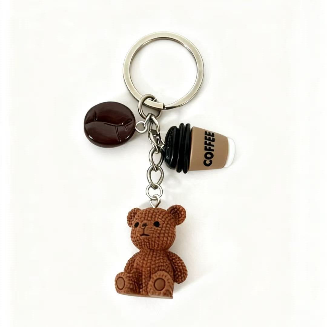 Playful keychain with bears and drink Bowlift