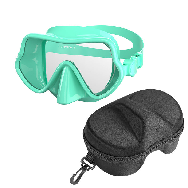 Diving mask with wide field of vision and comfortable wearing comfort Bowlift