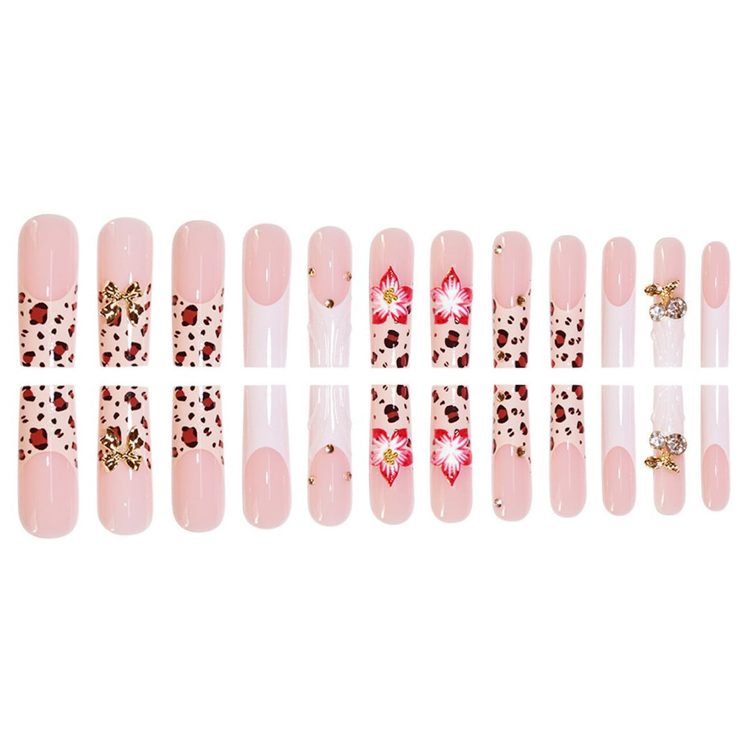 Artistic 3D Floral Press-On Nail Extensions Bowlift