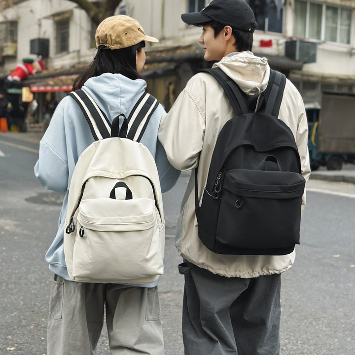Backpack with practical inner and outer pockets Bowlift