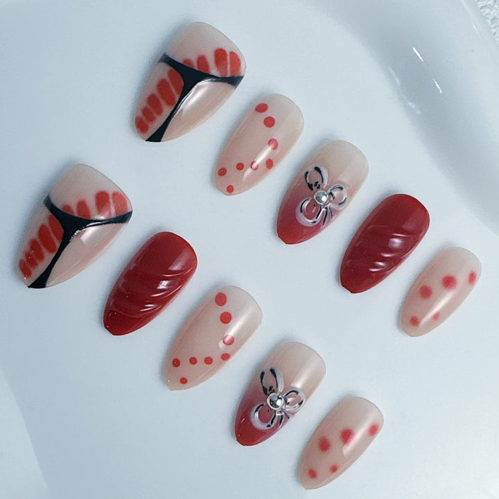 Creative Art Nails Set with Decorative Accents Bowlift