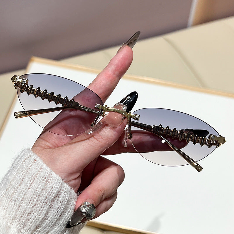 Women's fashionable glasses with elegant golden frame Bowlift