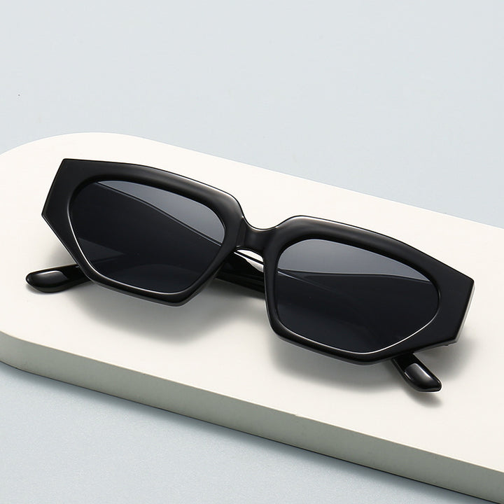 Ladies Fashion Sunglasses in Innovative Polygonal Design Bowlift