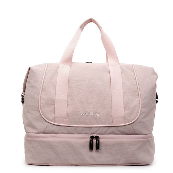 Sporty Travel Bag With Innovative Storage Bowlift