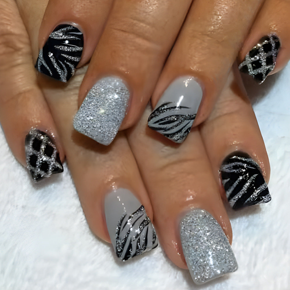 Glamorous Artistic Press-On Nail Set Bowlift