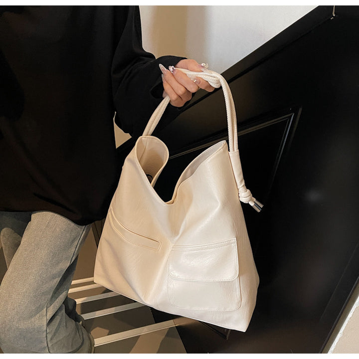 Casual tote bag with practical front pockets Bowlift