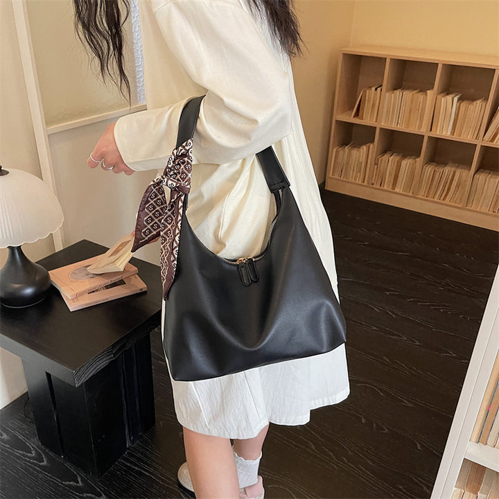 Chic Slouchy Hobo Bag Bowlift