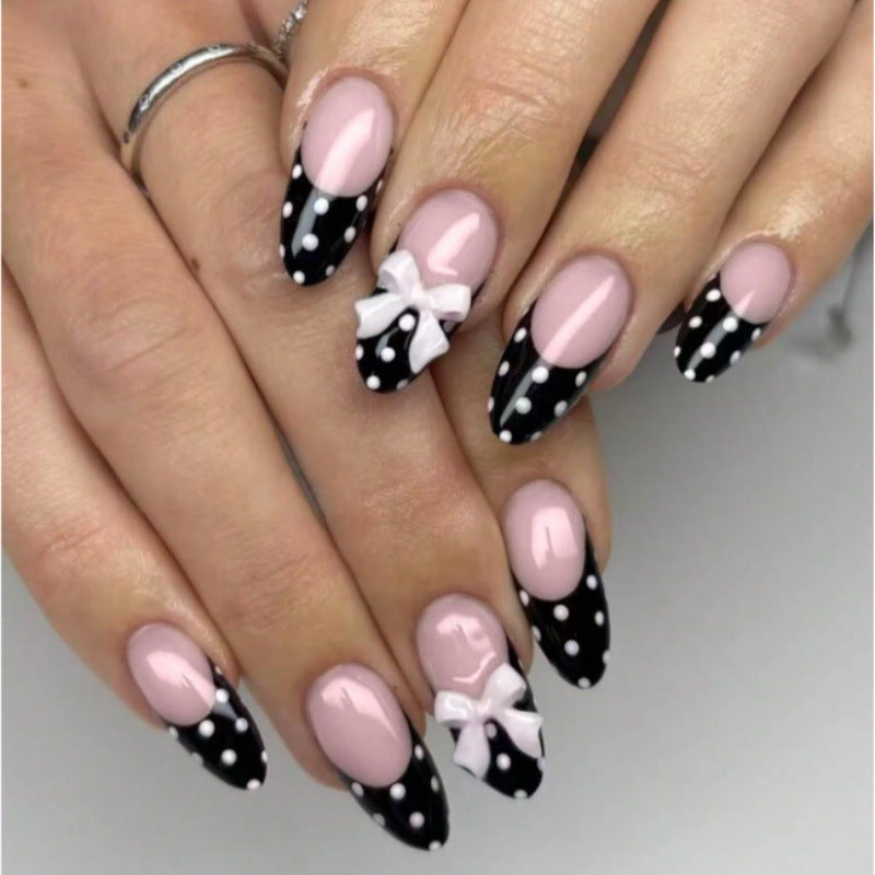 Stylish Polka Dot Press-On Nail Set Bowlift