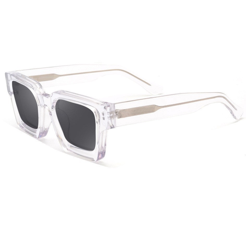 Ladies Designer Sunglasses with striking frame and polarized lenses Bowlift