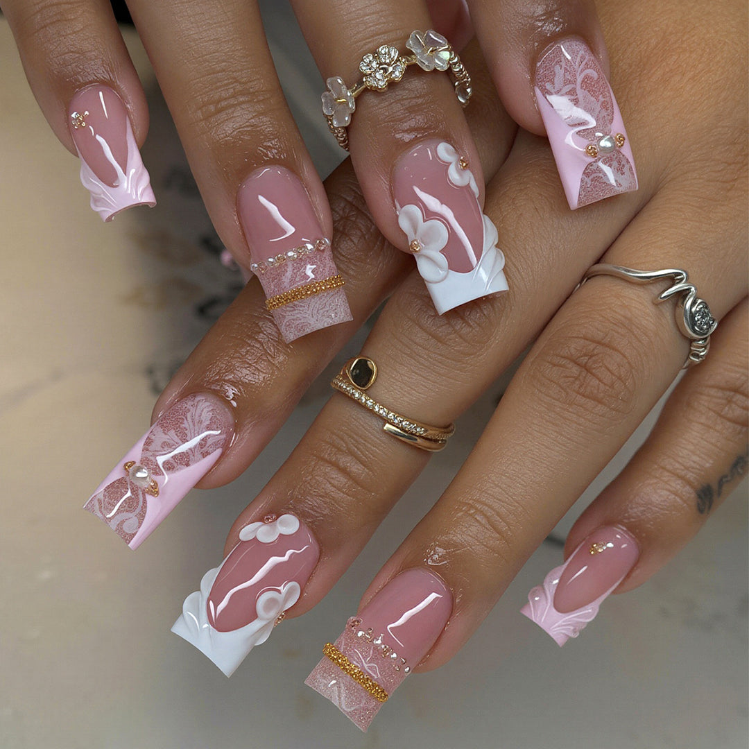 Elegant Floral Press-On Nail Art Tips Bowlift