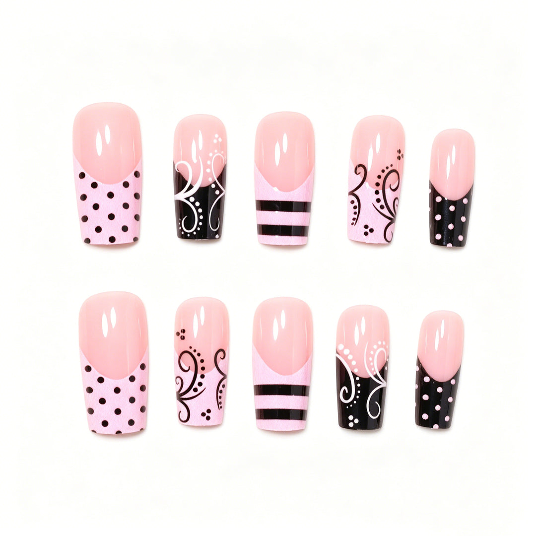 Decorative Artistic Stiletto Press-On Nails Bowlift