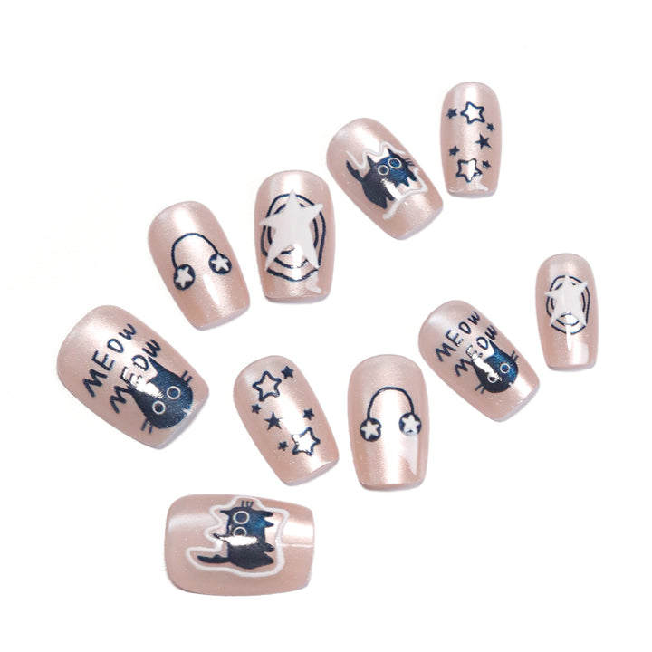 Artificial nail art with cat designs Bowlift