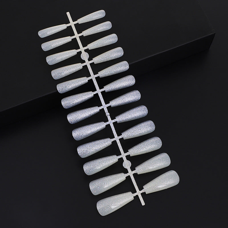 Nail art set with glitter and elegant transitions Bowlift