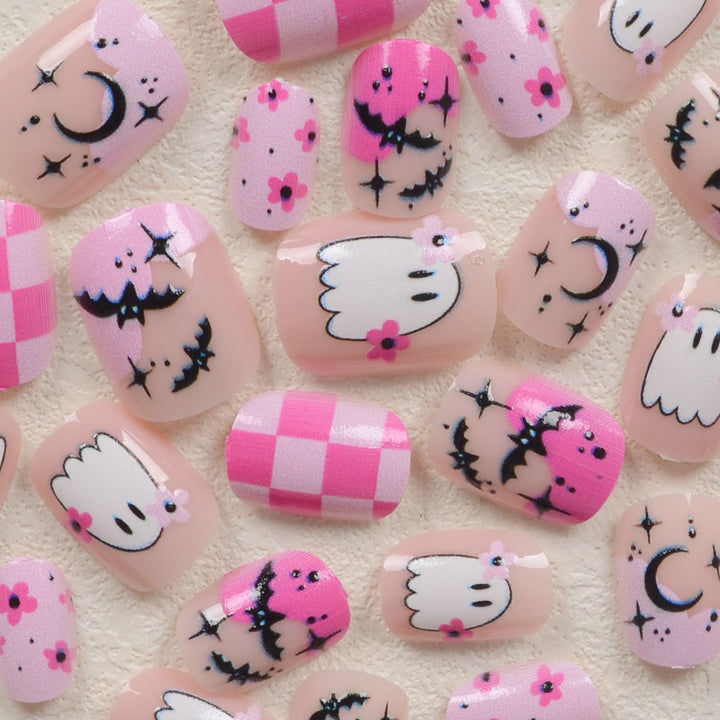 Creative Nail Art with Halloween Designs Bowlift