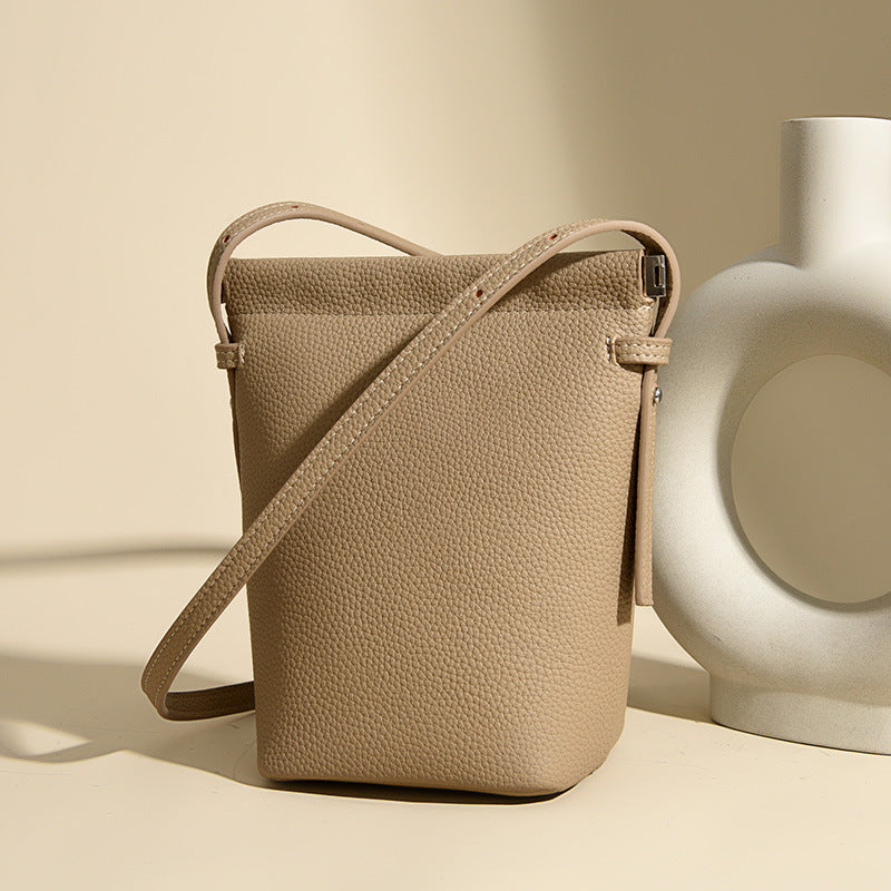 Elegant Textured Bucket Bag Bowlift